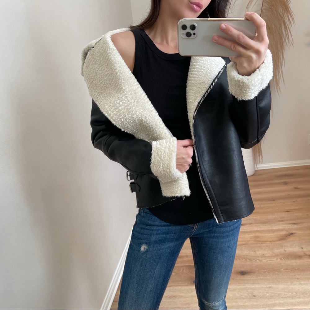MRSALLIEXO— SOLD OUT - Picture 6 of 14